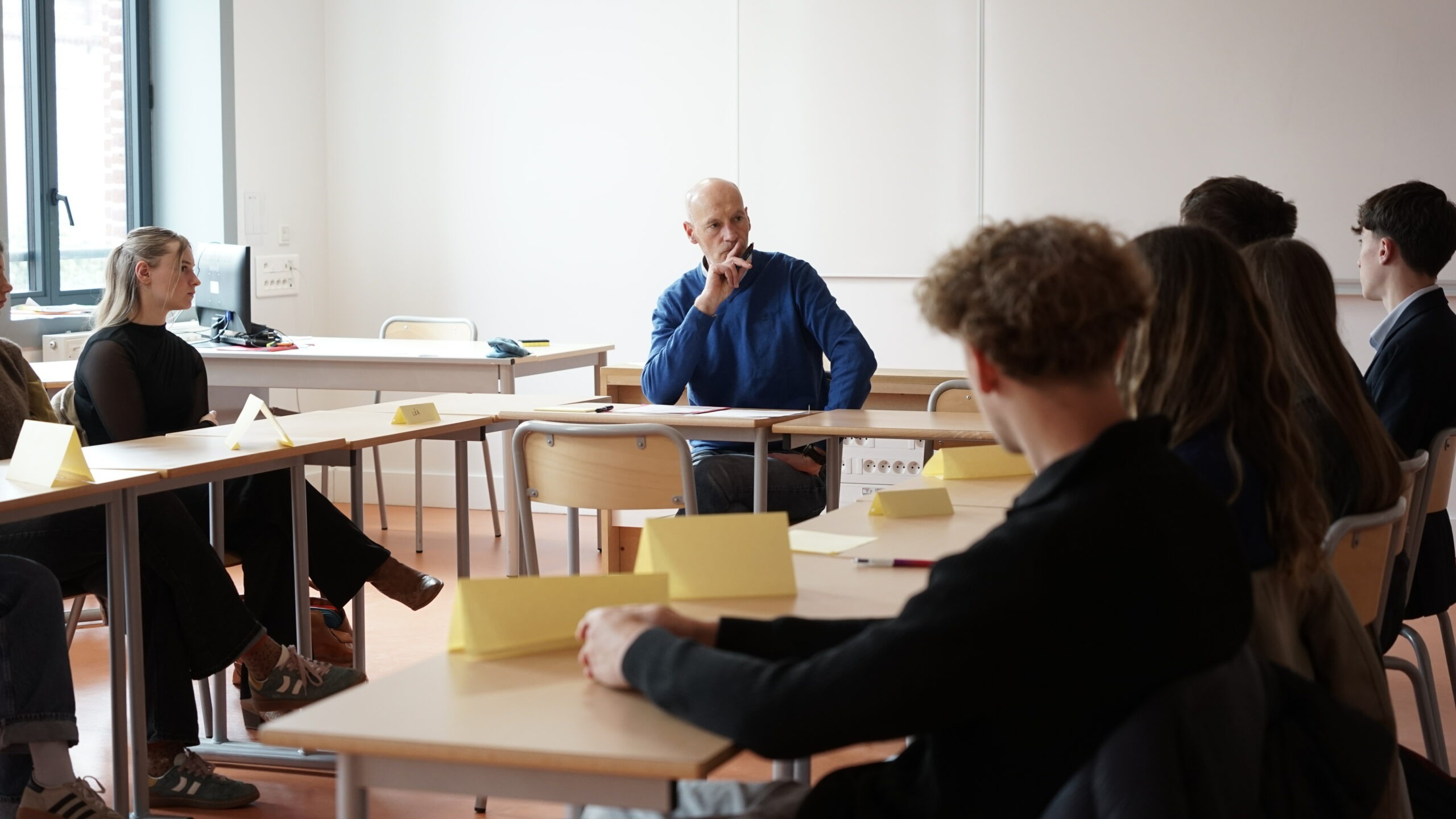 Entretiens de motivation collectifs : les candidats Parcoursup reçus à la Business School