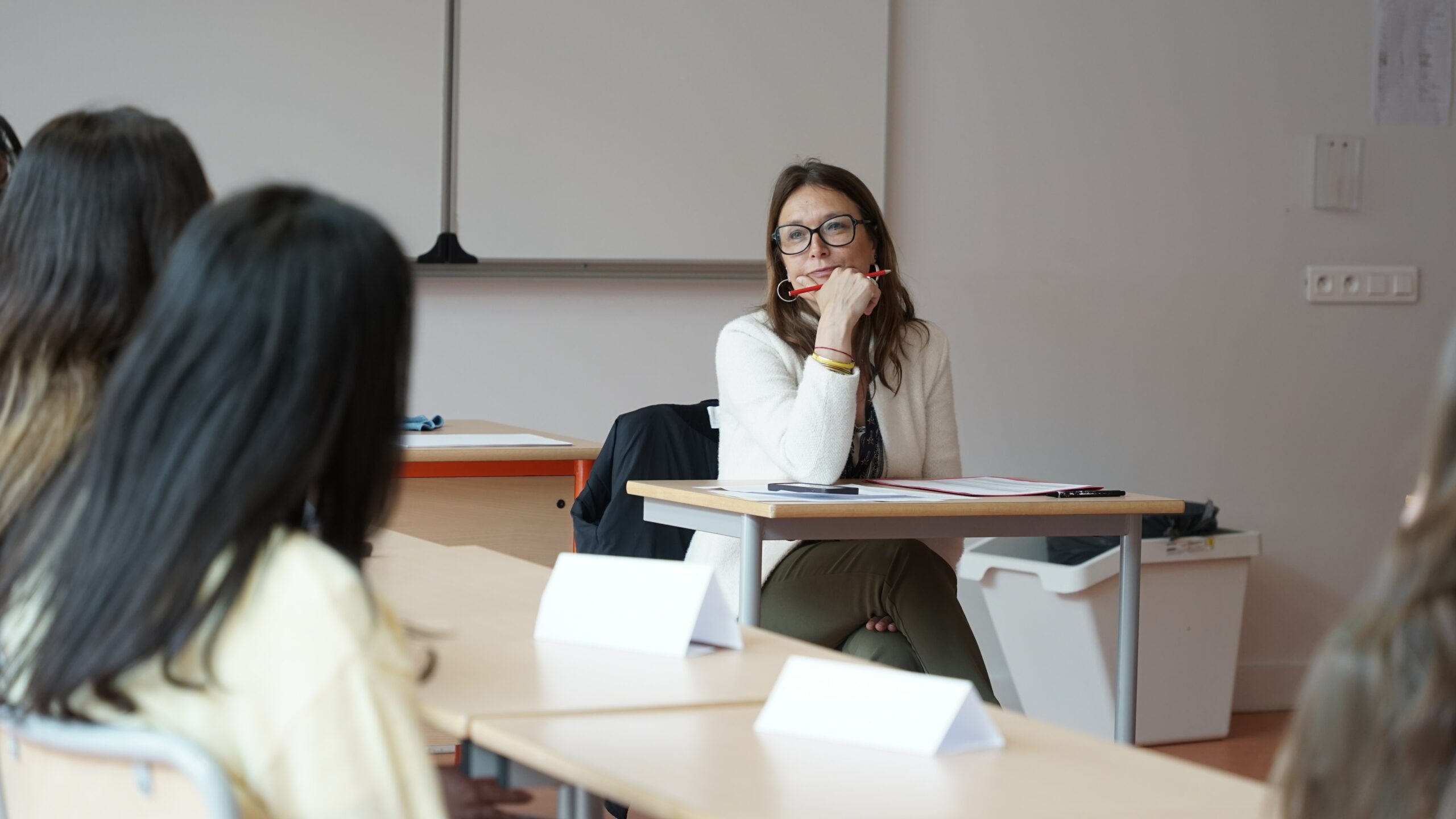 Entretiens de motivation collectifs : les candidats Parcoursup reçus à la Business School