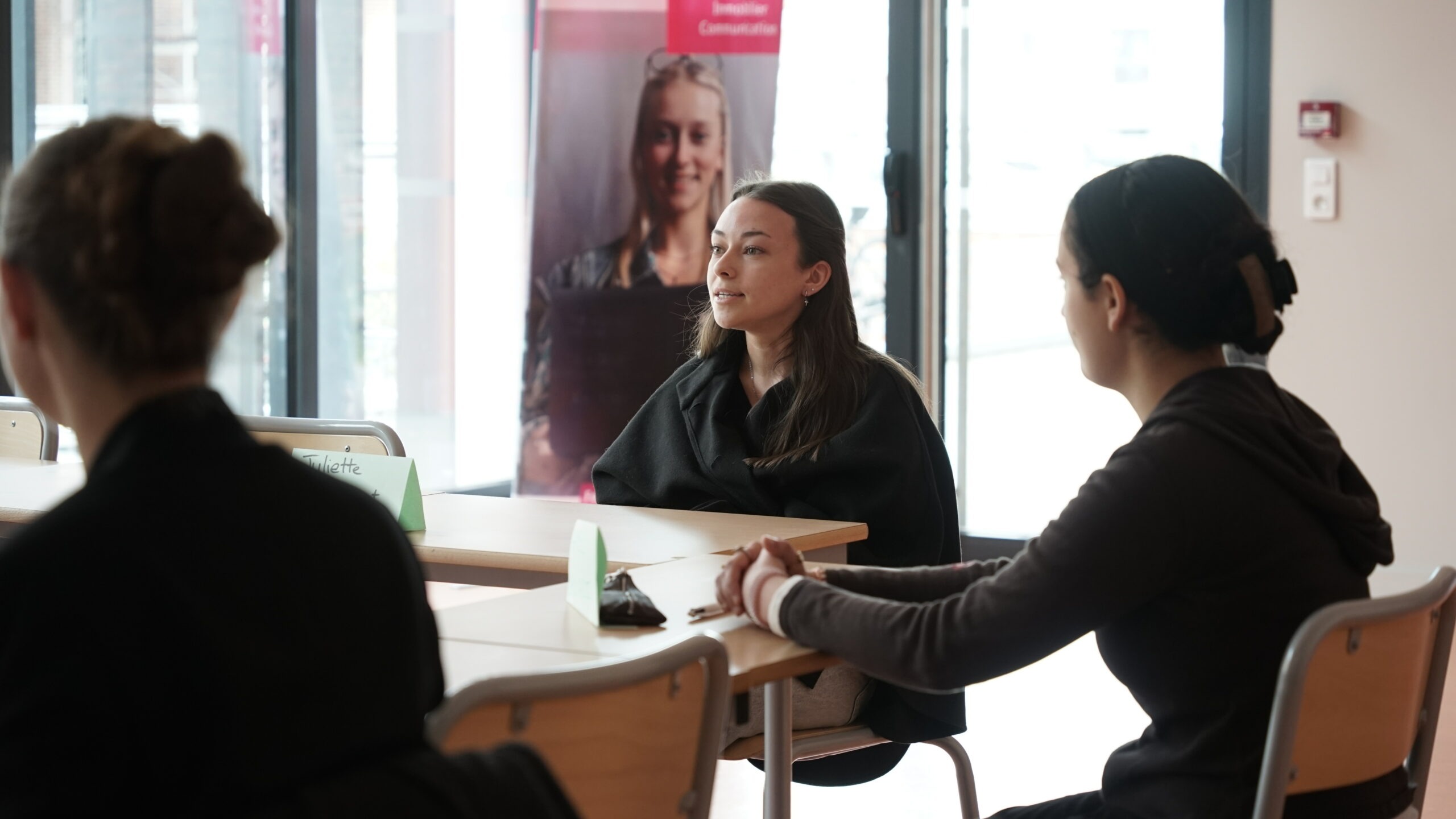 Entretiens de motivation collectifs : les candidats Parcoursup reçus à la Business School